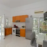 Hari's House *